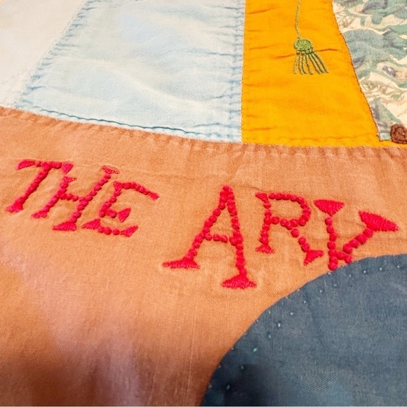 Vtg Hand Crafted Bright Primary Color Quilt Elephants Noah’s Ark Hand Appliqué - Picture 3 of 15